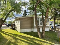 300 1524 RAYNER AVENUE  Saskatoon, SK S7N 1Y1