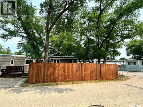 300 1524 Rayner Avenue, Saskatoon, SK 
