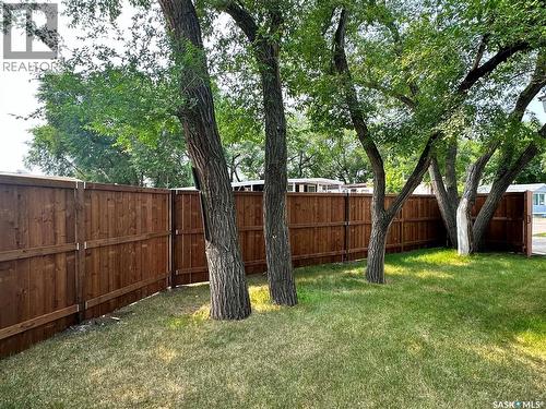 300 1524 Rayner Avenue, Saskatoon, SK 