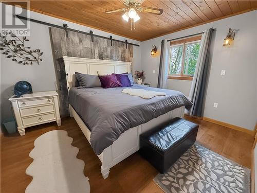 168 Fox Run Way, Mindemoya, Manitoulin Island, ON - Indoor Photo Showing Bedroom