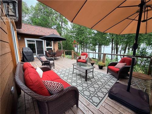 168 Fox Run Way, Mindemoya, Manitoulin Island, ON - Outdoor With Deck Patio Veranda With Exterior