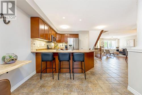 22 Atto Drive, Guelph (Victoria North), ON 