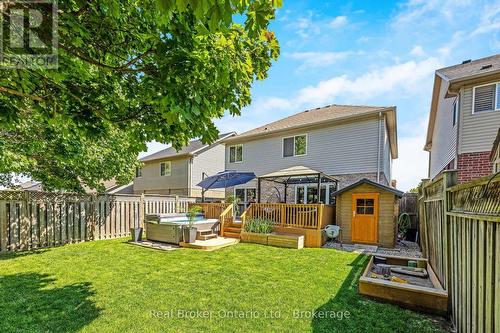 22 Atto Drive, Guelph (Victoria North), ON 