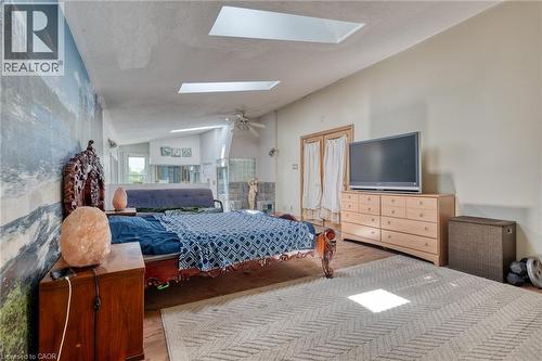 5 Mazza Avenue, Dundas, ON 
