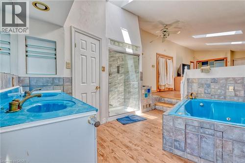5 Mazza Avenue, Dundas, ON 