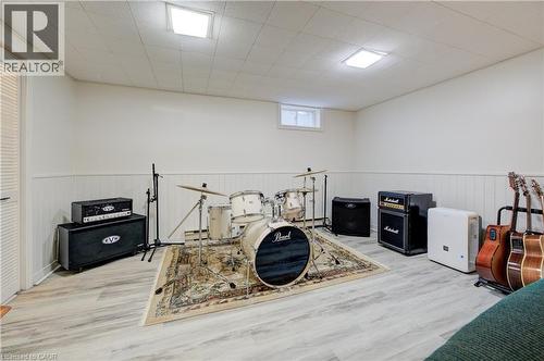 19 Hillbrook Crescent, Kitchener, ON - Indoor