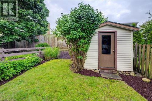 19 Hillbrook Crescent, Kitchener, ON - Outdoor