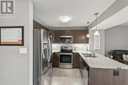 54 Cortland Crescent, Quinte West (Murray Ward), ON - Indoor Photo Showing Kitchen With Double Sink With Upgraded Kitchen