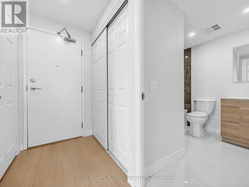 501 - 7 Bishop Avenue, Toronto, ON - Indoor