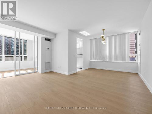 501 - 7 Bishop Avenue, Toronto, ON - Indoor Photo Showing Other Room