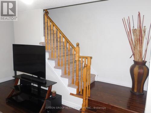 85 Weather Vane Lane E, Brampton, ON - Indoor Photo Showing Other Room