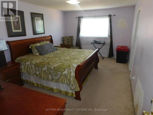 85 Weather Vane Lane E, Brampton, ON - Indoor Photo Showing Bedroom