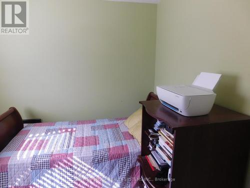 85 Weather Vane Lane E, Brampton, ON - Indoor Photo Showing Bedroom