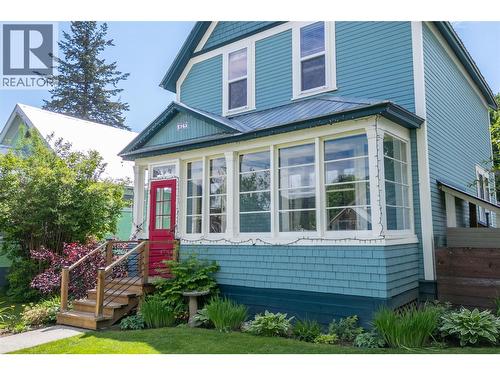 409 Third Street E, Revelstoke, BC - Outdoor