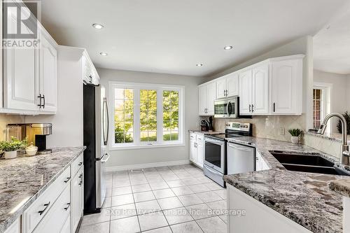 468 Fairground Road, Norfolk, ON - Indoor Photo Showing Kitchen With Stainless Steel Kitchen With Double Sink With Upgraded Kitchen