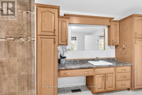 468 Fairground Road, Norfolk, ON - Indoor Photo Showing Bathroom