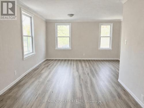 738 Mount Pleasant Road, Brant, ON - Indoor Photo Showing Other Room