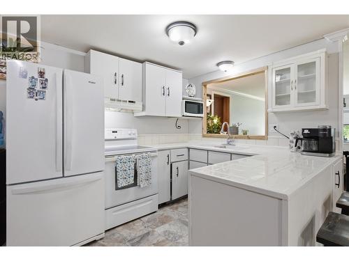 1824 Dog Creek Road, Williams Lake, BC - Indoor Photo Showing Kitchen