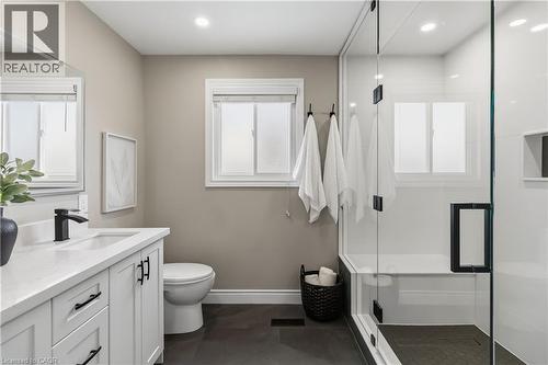 2485 Woburn Crescent, Oakville, ON - Indoor Photo Showing Bathroom