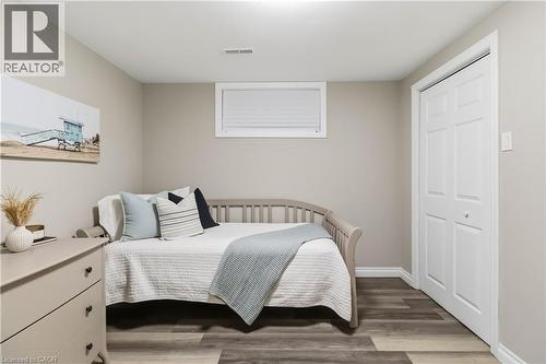 2485 Woburn Crescent, Oakville, ON - Indoor Photo Showing Bedroom