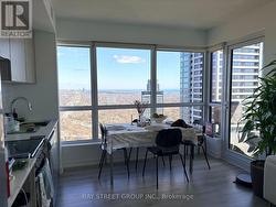 4010 - 395 BLOOR STREET E Toronto, ON M4W 1H7