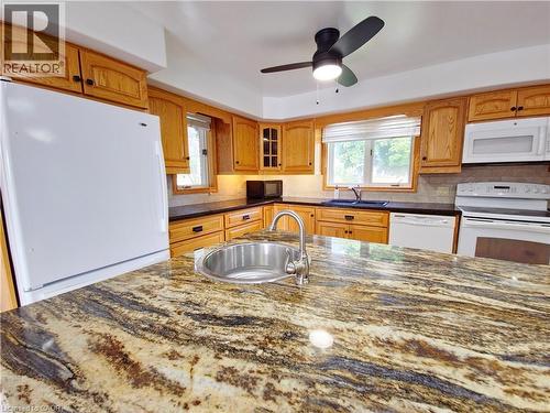 17 Cemetery Road, Norfolk County, ON - Indoor Photo Showing Kitchen With Double Sink