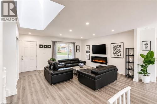 102 Allen Street, Tillsonburg, ON - Indoor Photo Showing Other Room