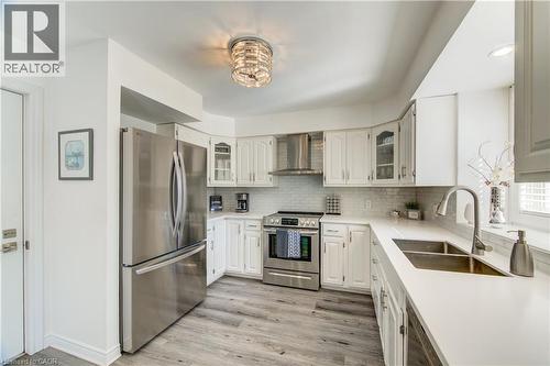 102 Allen Street, Tillsonburg, ON - Indoor Photo Showing Kitchen With Double Sink