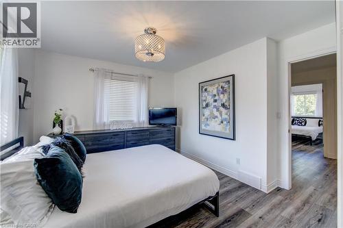 102 Allen Street, Tillsonburg, ON - Indoor Photo Showing Bedroom