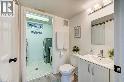 102 Allen Street, Tillsonburg, ON - Indoor Photo Showing Bathroom