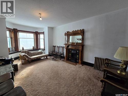 934 Main Street, Broadview, SK 