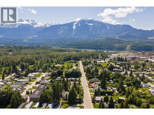 701 Edward Street, Revelstoke, BC 