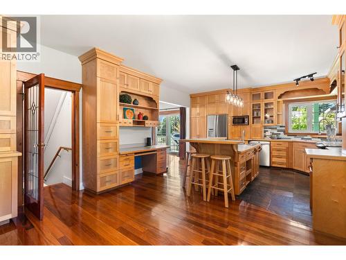 701 Edward Street, Revelstoke, BC 