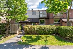 9 - 402 MONTFORT STREET  Ottawa, ON K1L 8G7