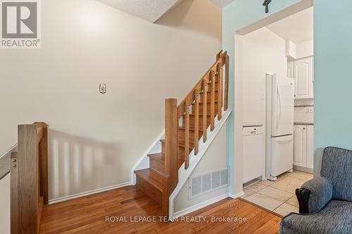 9 - 402 Montfort Street, Ottawa, ON - Indoor Photo Showing Other Room