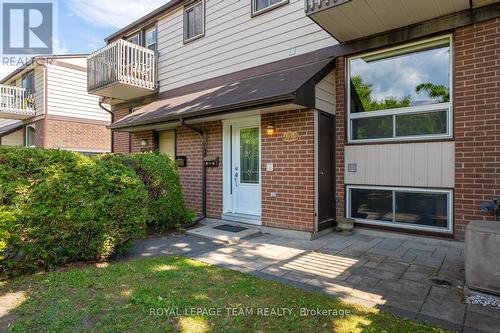 9 - 402 Montfort Street, Ottawa, ON - Outdoor With Balcony With Exterior