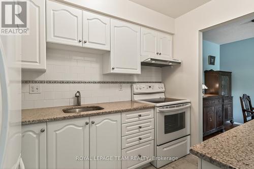 9 - 402 Montfort Street, Ottawa, ON - Indoor Photo Showing Kitchen