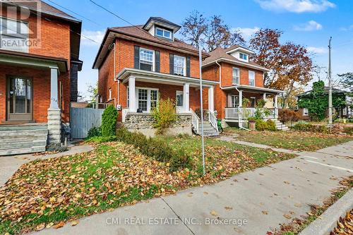 122 Montrose Street, Windsor, ON - Outdoor With Facade