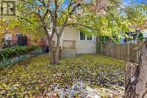 122 Montrose Street, Windsor, ON - Outdoor
