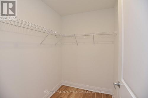 422 - 1936 Rymal Road E, Hamilton, ON - Indoor With Storage