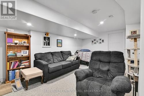 1006 Second Street E, Cornwall, ON - Indoor Photo Showing Living Room