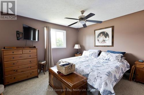 5 Easton Avenue, Tay (Port Mcnicoll), ON - Indoor Photo Showing Bedroom