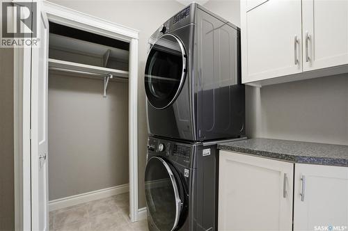 11 301 Cartwright Terrace, Saskatoon, SK - Indoor Photo Showing Laundry Room