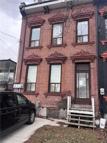 223 Park Street N Hamilton, ON L8R 2N9
