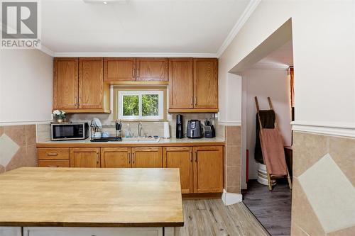 156 Walnut St, Sault Ste. Marie, ON - Indoor Photo Showing Kitchen
