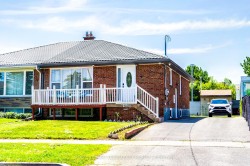 4 Thrush Road Toronto, ON M1K 3S2