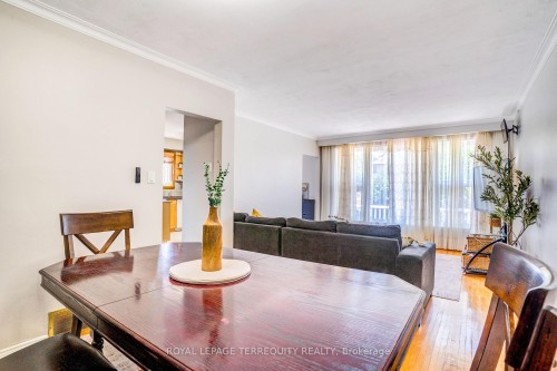 4 Thrush Road, Toronto, ON 