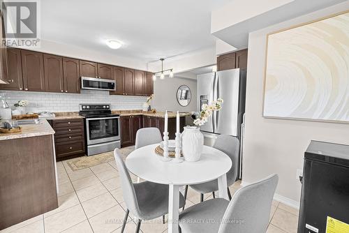 17 Edison Way, Whitby, ON - Indoor