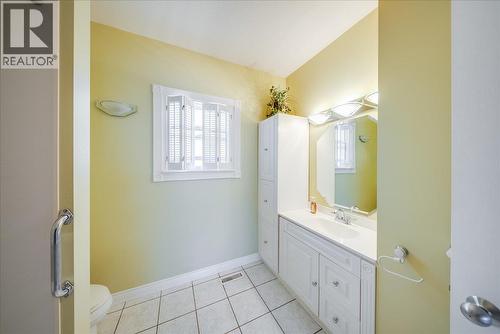426 Austad Lane, Trail, BC - Indoor Photo Showing Bathroom