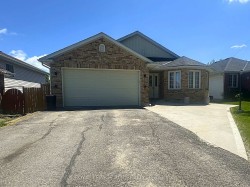 Main-536 Fiddle Park Lane Shelburne, ON L9V 3B1